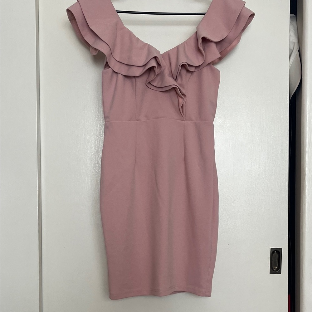 Selfie Leslie One Shoulder Pink Dress
